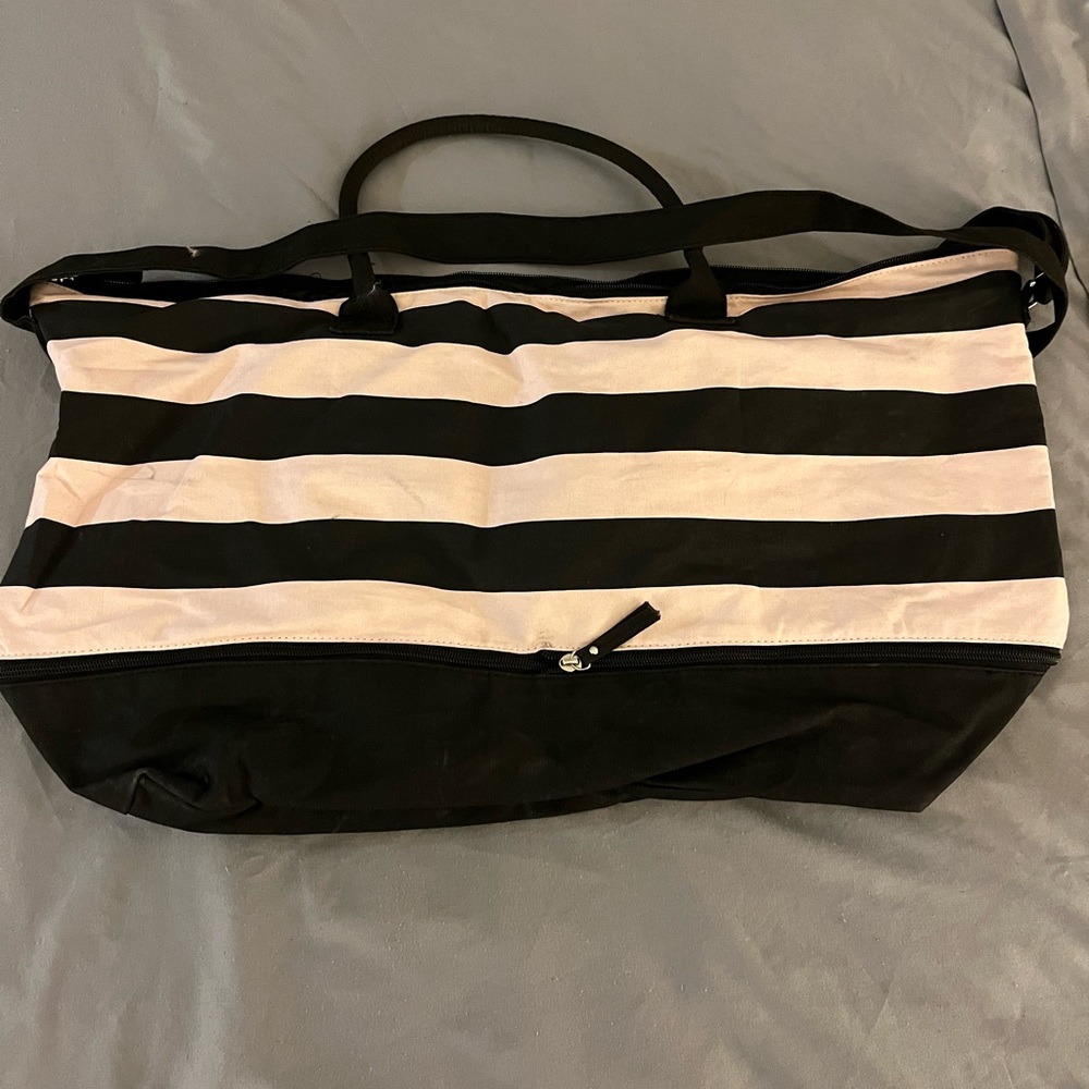 Victoria’s Secret Striped Expandable Tote Bag - Picture 4 of 6